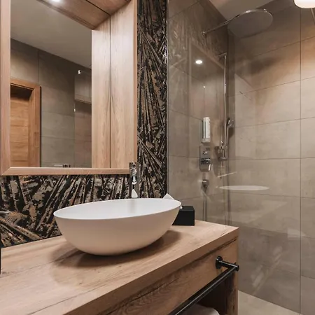 Apartament Triple A *